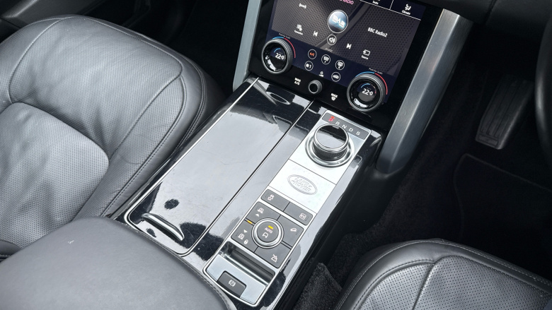 Land Rover Range Rover 2.0 P400e Westminster Black 4dr Auto Estate